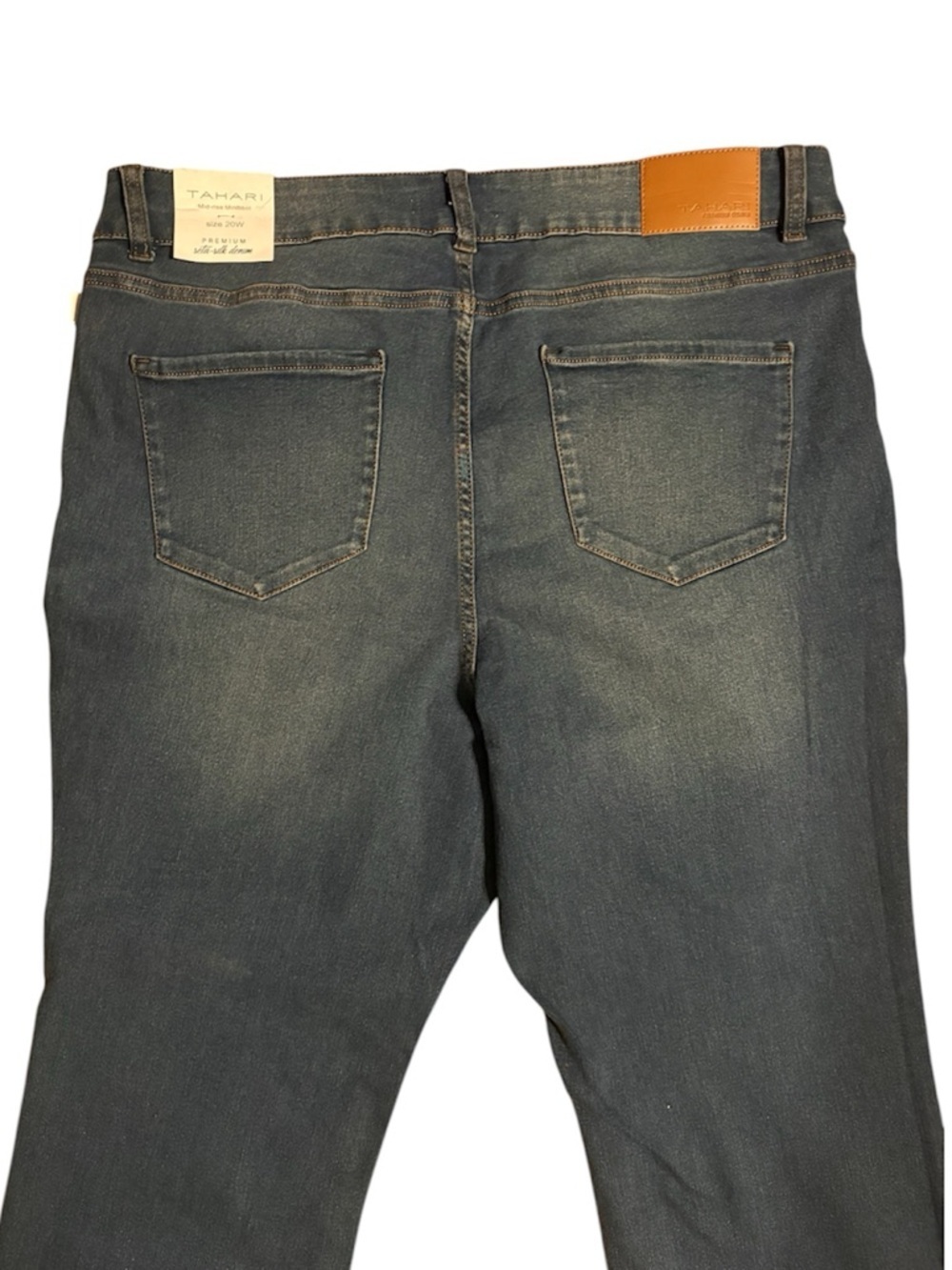 Tahari Mid Rise Bootcut Jeans 20W Dark Wash Stretch Denim NWT Flare - Picture 4 of 9